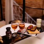 Loft 16 - Luksus & Relax - Wanna, Netflix, Parking *