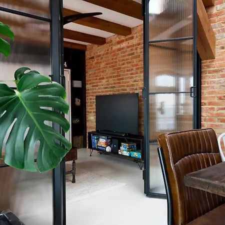 Loft 16 - Luksus & Relax - Wanna, Netflix, Parking * Илава